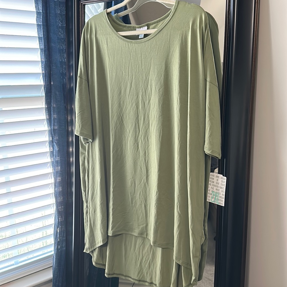 Beautiful fall green 2x Irma top from Lularoe